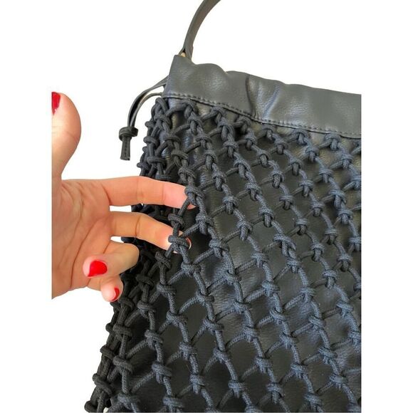 NWT Elizabeth and James Mesh Market Shoulder Bag Tote Black - Picture 15 of 16